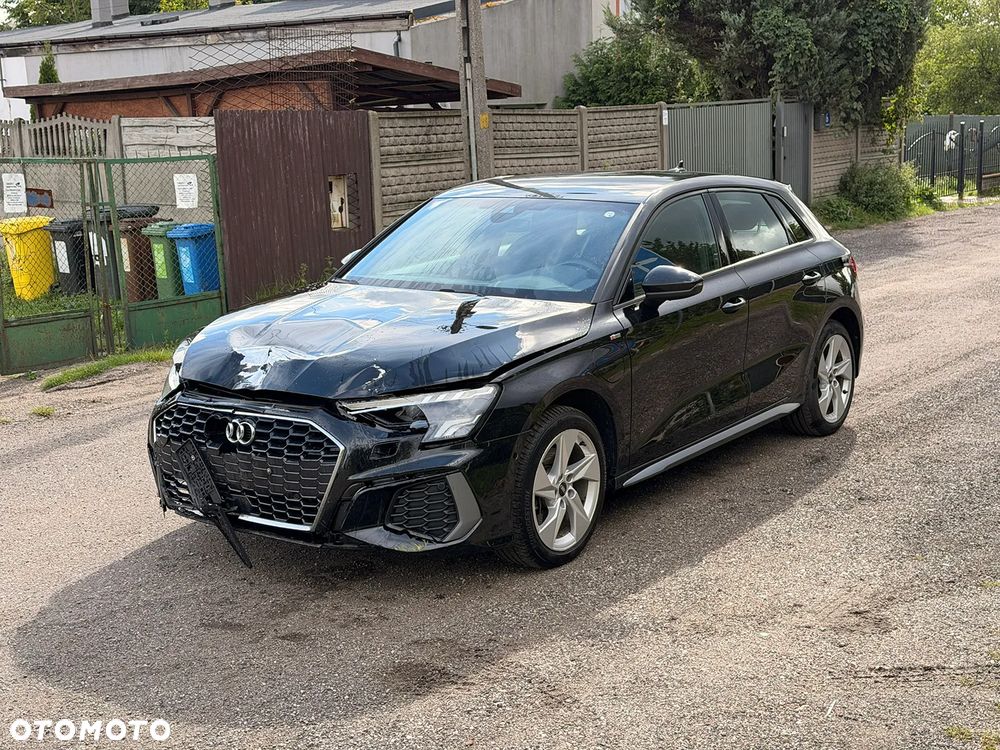 Audi A3 Sportback 40 TFSIe S tronic S line - 2
