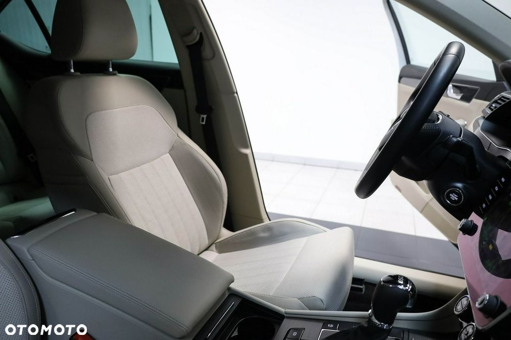 Skoda Superb - 23