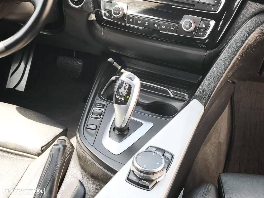 BMW 320 d Aut. M Sport - 45