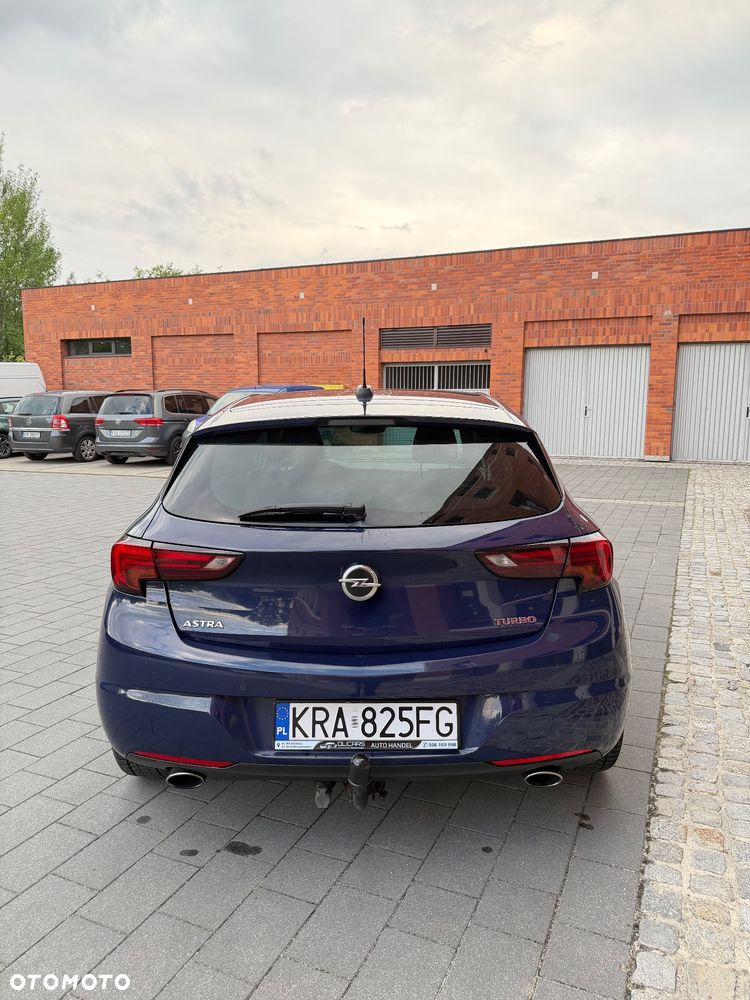 Opel Astra 1.6 T Enjoy S&S - 18