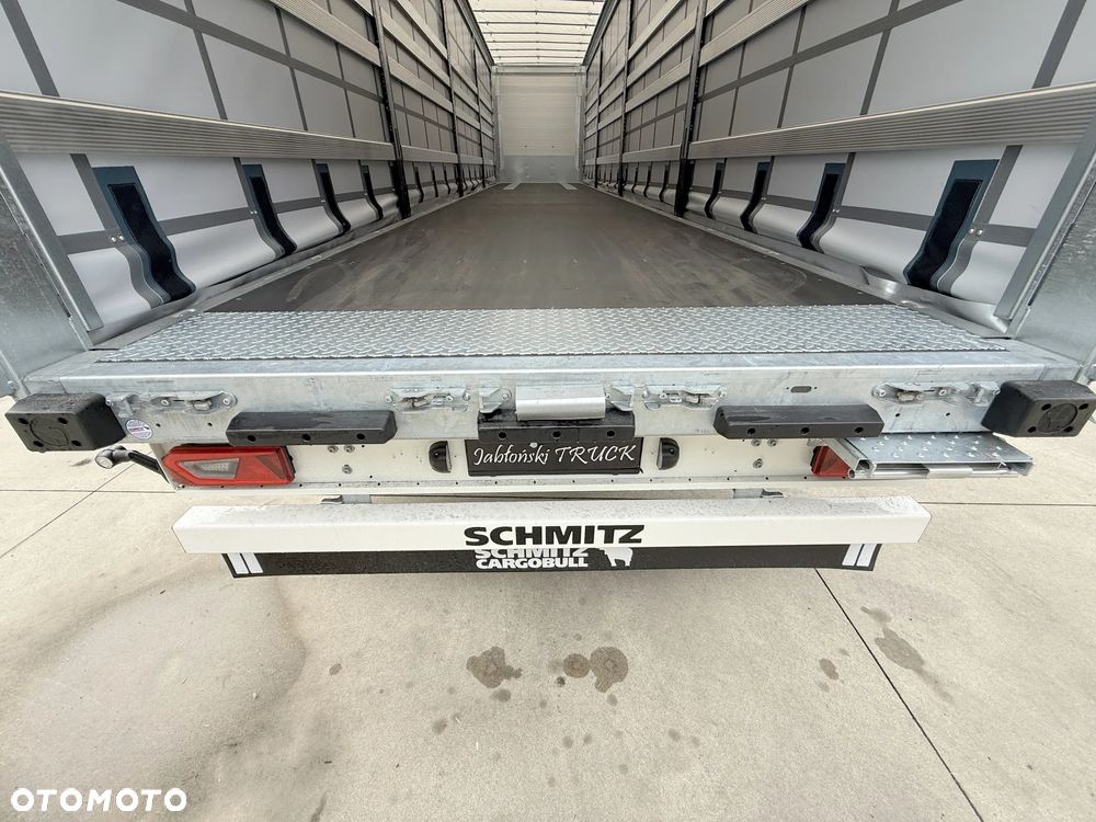 Schmitz Cargobull MEGA VARIOS - 16