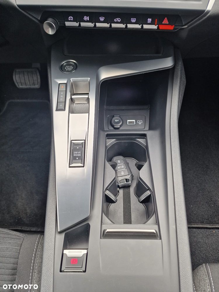 Peugeot 308 BlueHDi 130 EAT8 Stop & Start Allure Pack - 9