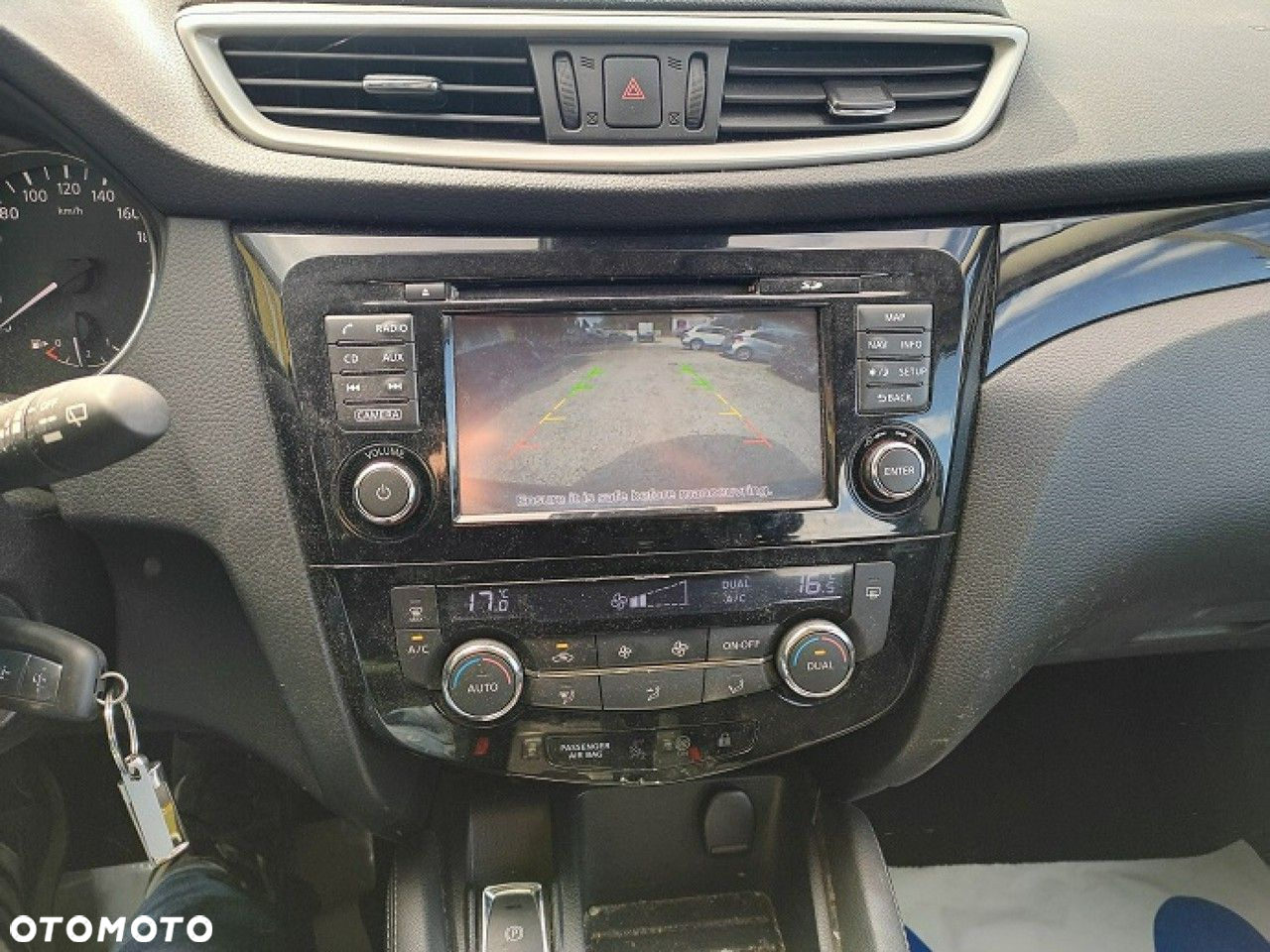Nissan Qashqai - 14
