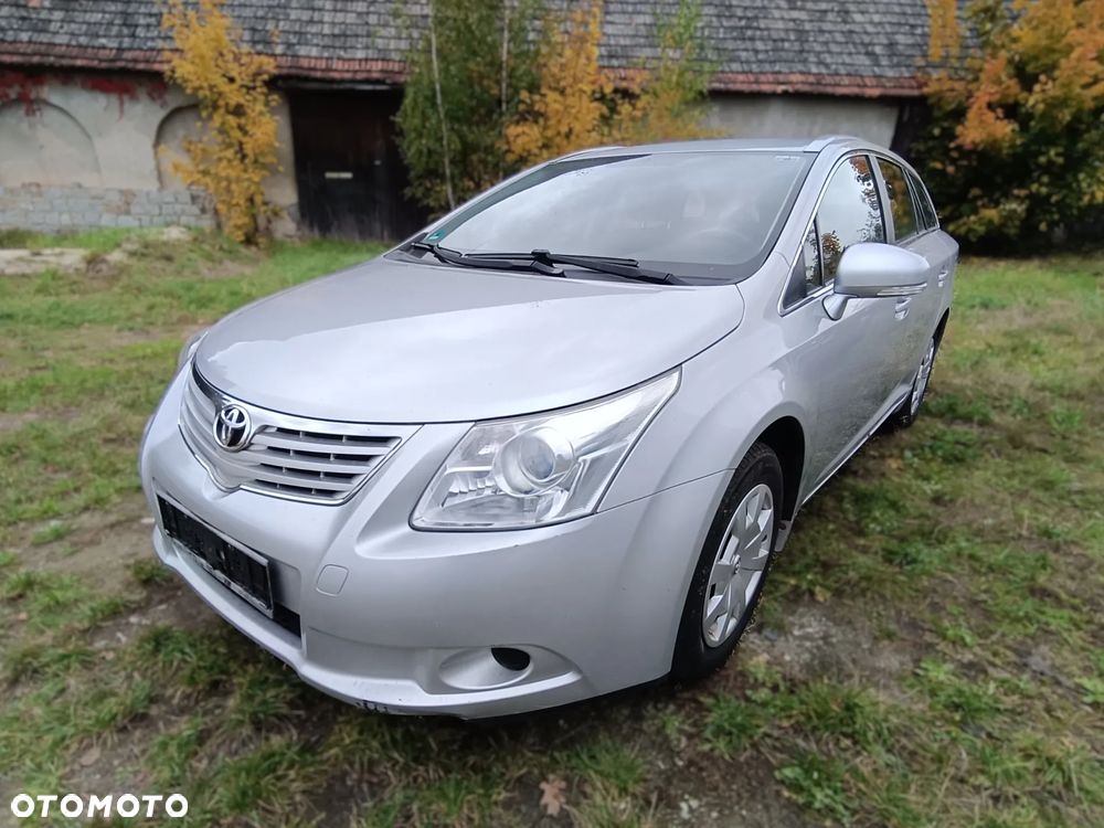 Toyota Avensis 1.6 Active - 1