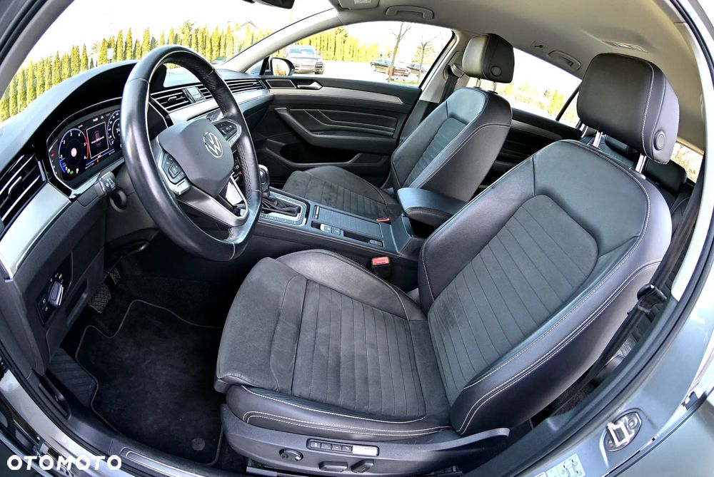 Volkswagen Passat 2.0 TDI EVO Elegance DSG - 14