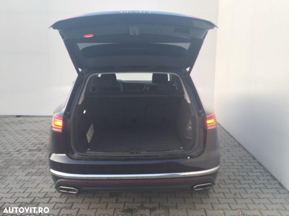 Volkswagen Touareg - 7