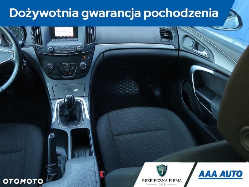 Opel Insignia - 10