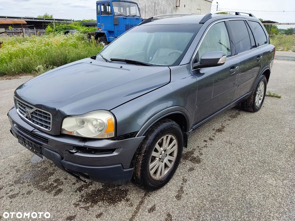 Volvo XC 90 - 1