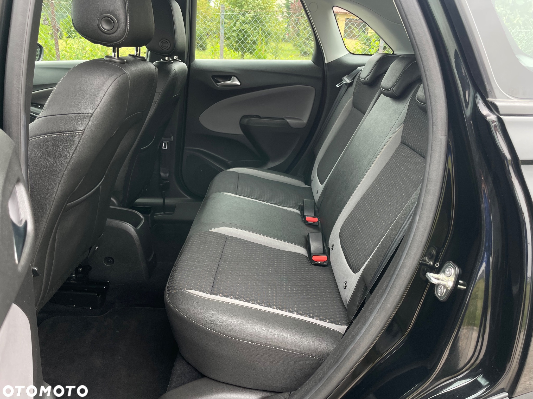 Opel Crossland X 1.2 Start/Stop Design Line - 10