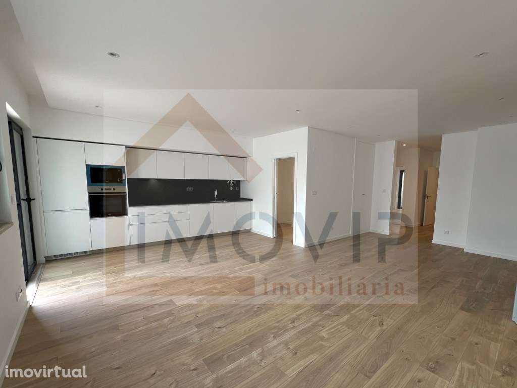 Apartamento T3 Luxuoso - Grande imagem: 2/12