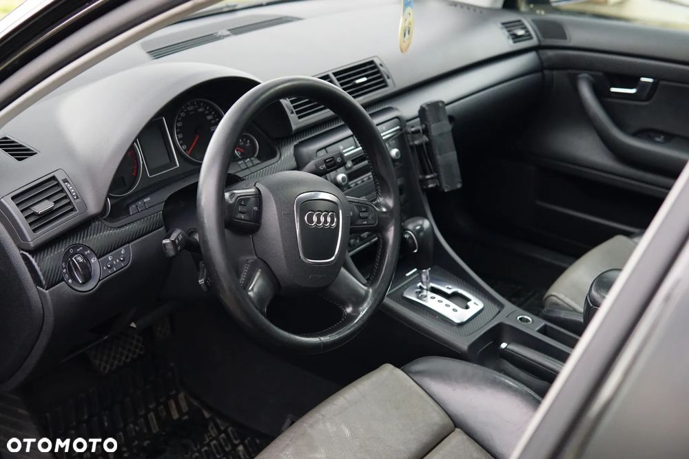 Audi A4 Avant 2.0 TDI Multitronic - 4