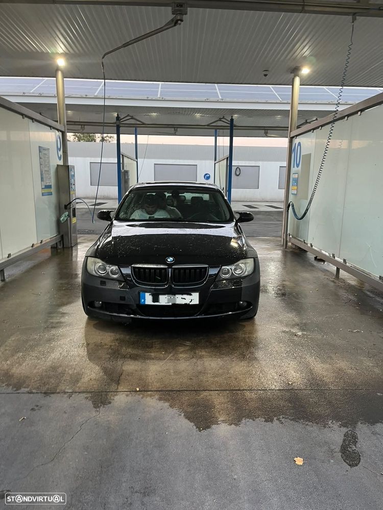 BMW 320 d - 1