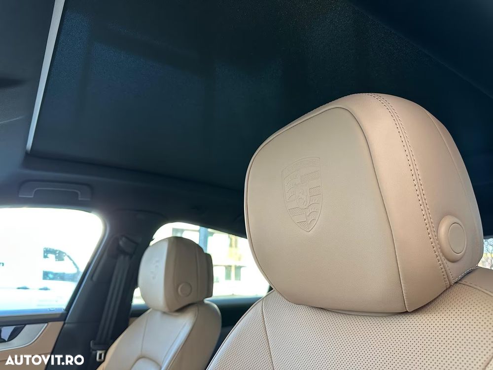 Porsche Cayenne Coupe Tiptronic S - 9