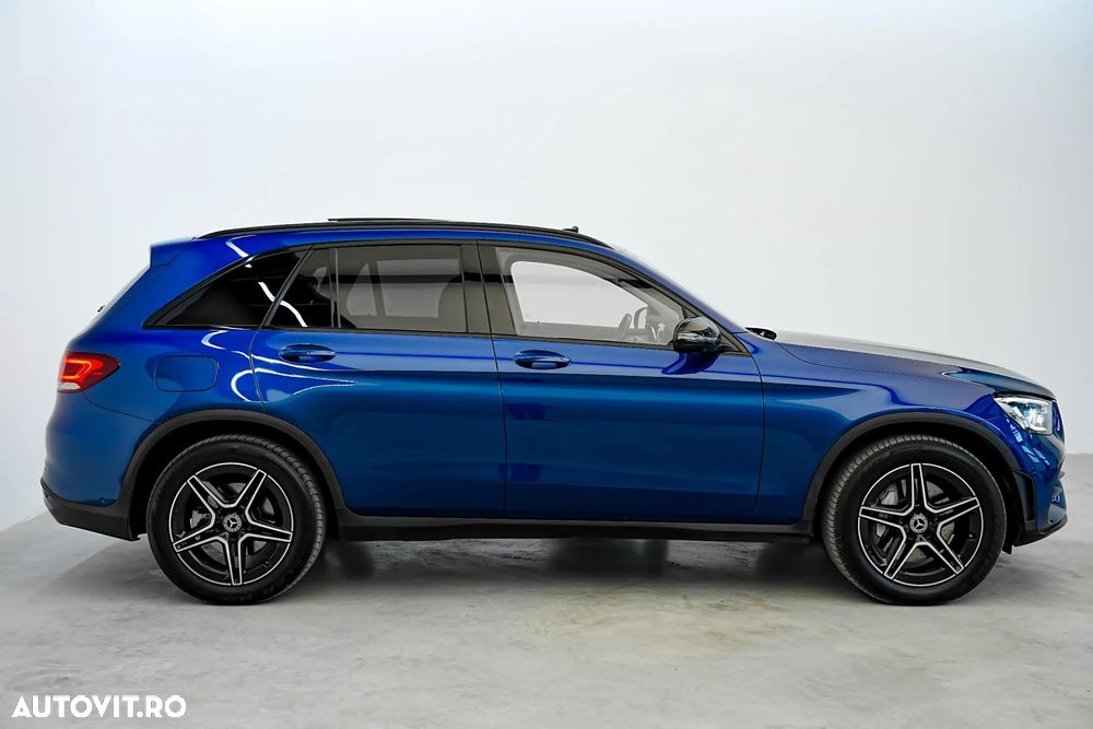 Mercedes-Benz GLC 220 d 4MATIC 9G-TRONIC AMG Line Plus - 32
