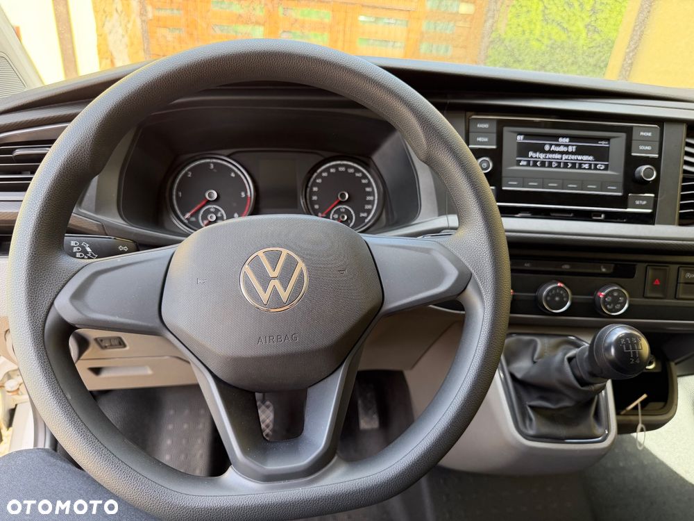 Volkswagen Transporter - 11