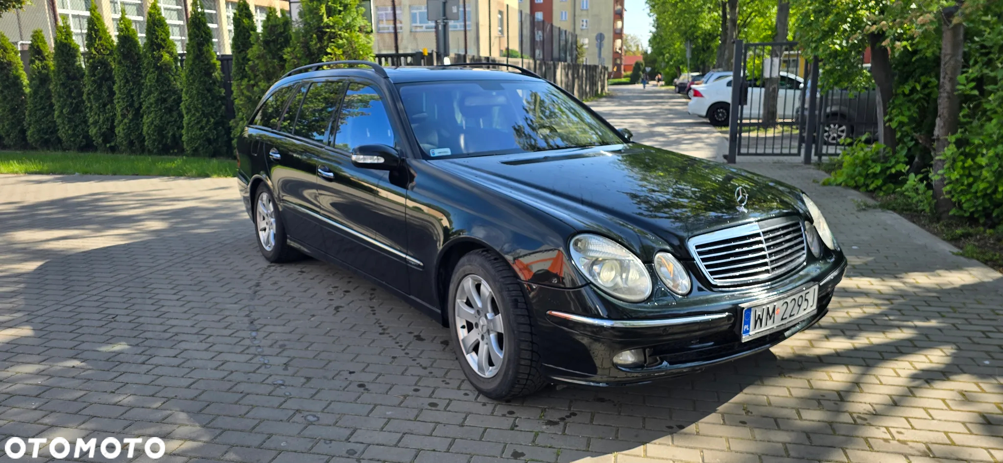 Mercedes-Benz Klasa E 320 CDI T Avantgarde - 3
