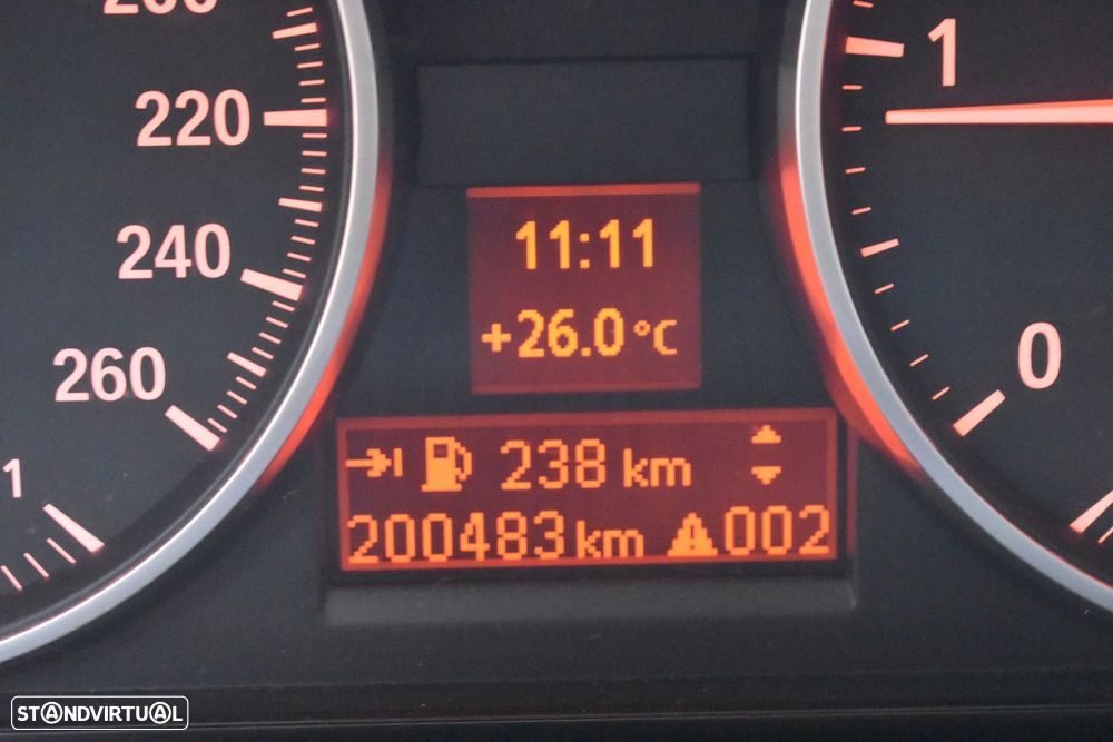 BMW 318 - 28