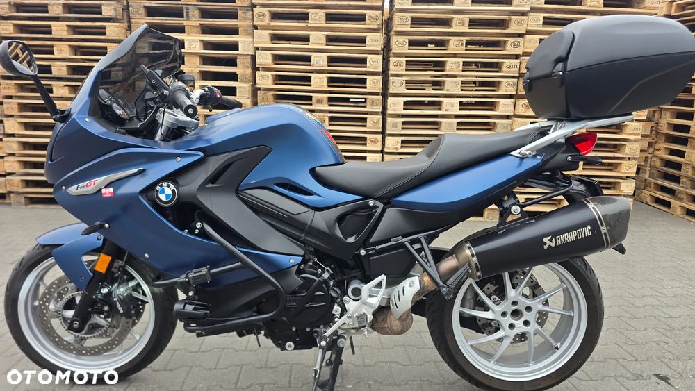 BMW F - 16