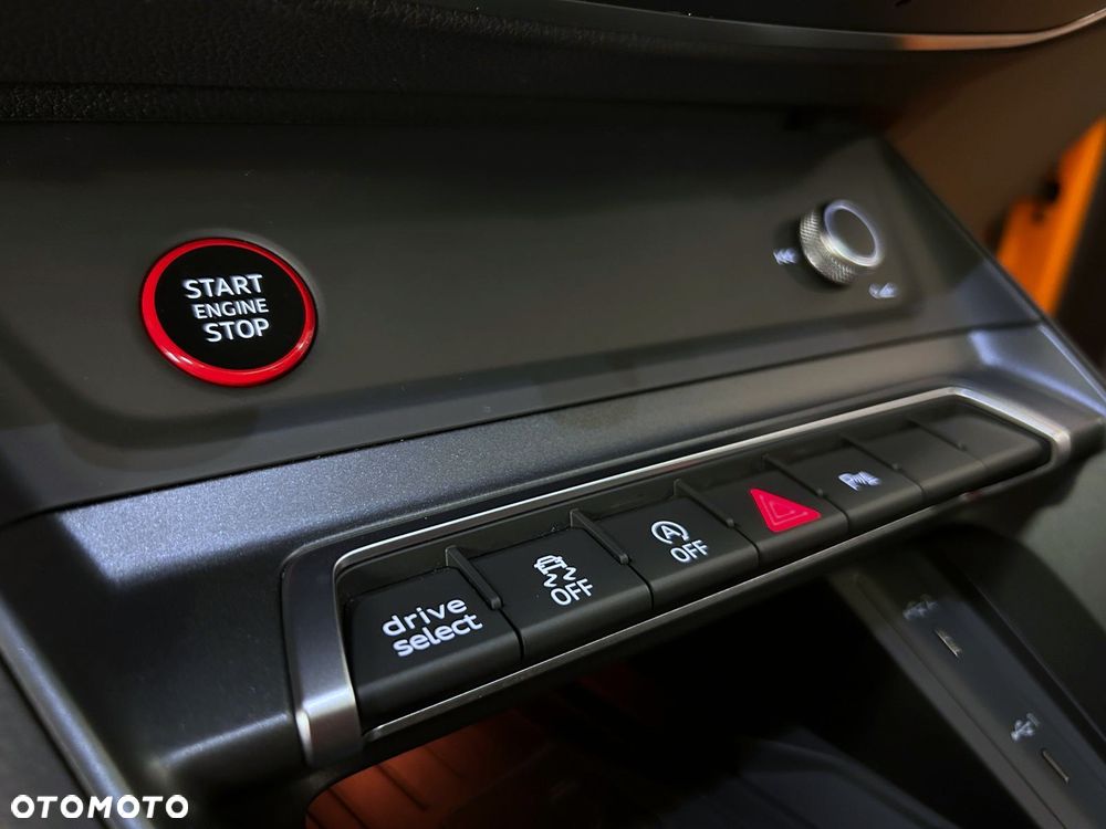 Audi RS Q3 Sportback ver-2-5-tfsi-quattro-s-tronic - 36