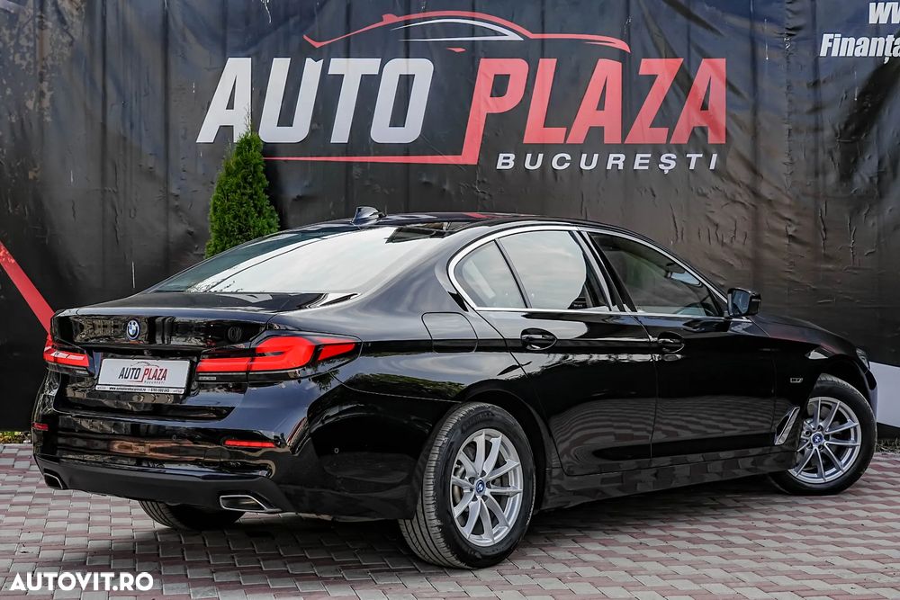 BMW Seria 5 530e Aut. Luxury Line - 4