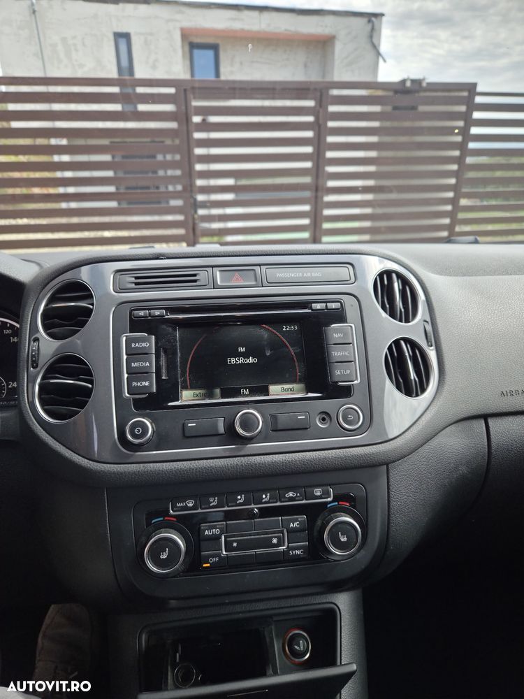 Volkswagen Tiguan - 9