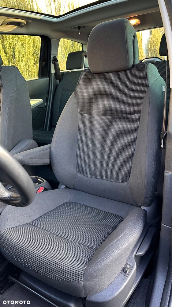 Peugeot 5008 BlueHDI 120 EAT6 Stop & Start Allure - 27