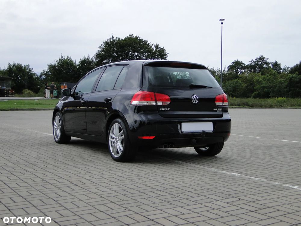Volkswagen Golf 2.0 TDI DPF BlueMotion Technology DSG Comfortline - 18