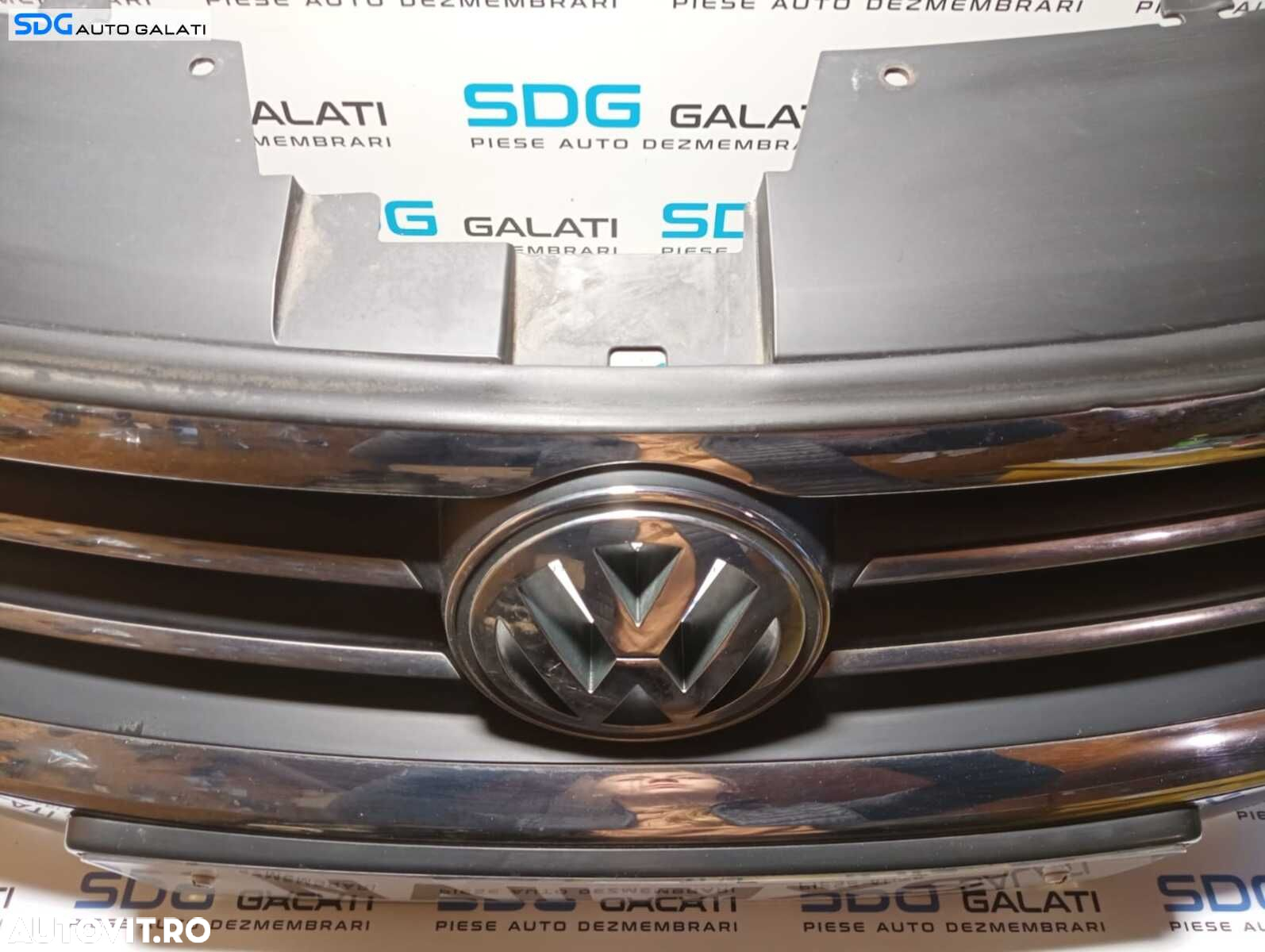 Grila Centrala cu Sigla Emblema Radiator de pe Bara Spoiler Fata Volkswagen Passat CC 2009 - 2012 Cod 3C8853651P 1K5853600 3C0853600A [M3750] - 4