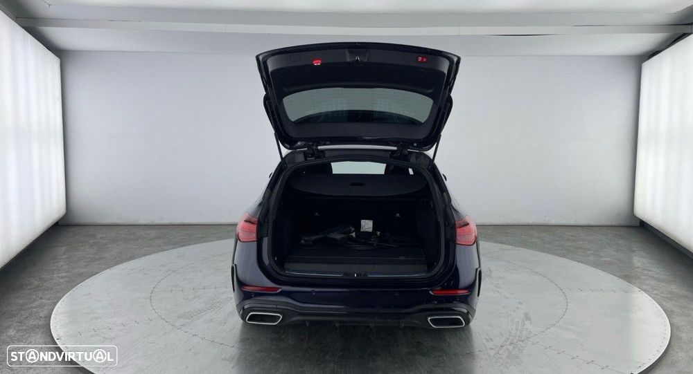 Mercedes-Benz C 300 e AMG Line - 11