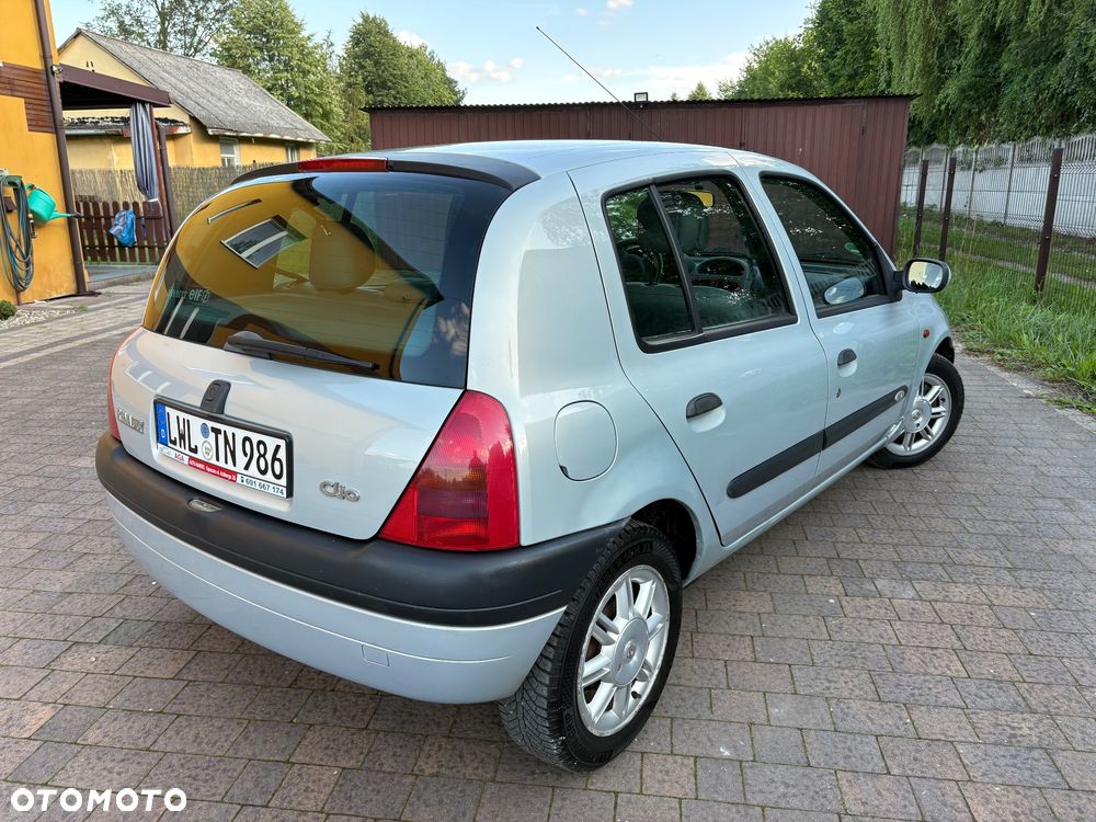 Renault Clio - 5