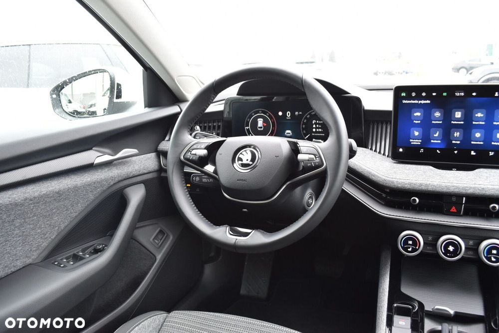 Skoda Superb 2.0 TDI SCR 4x4 Selection DSG - 11