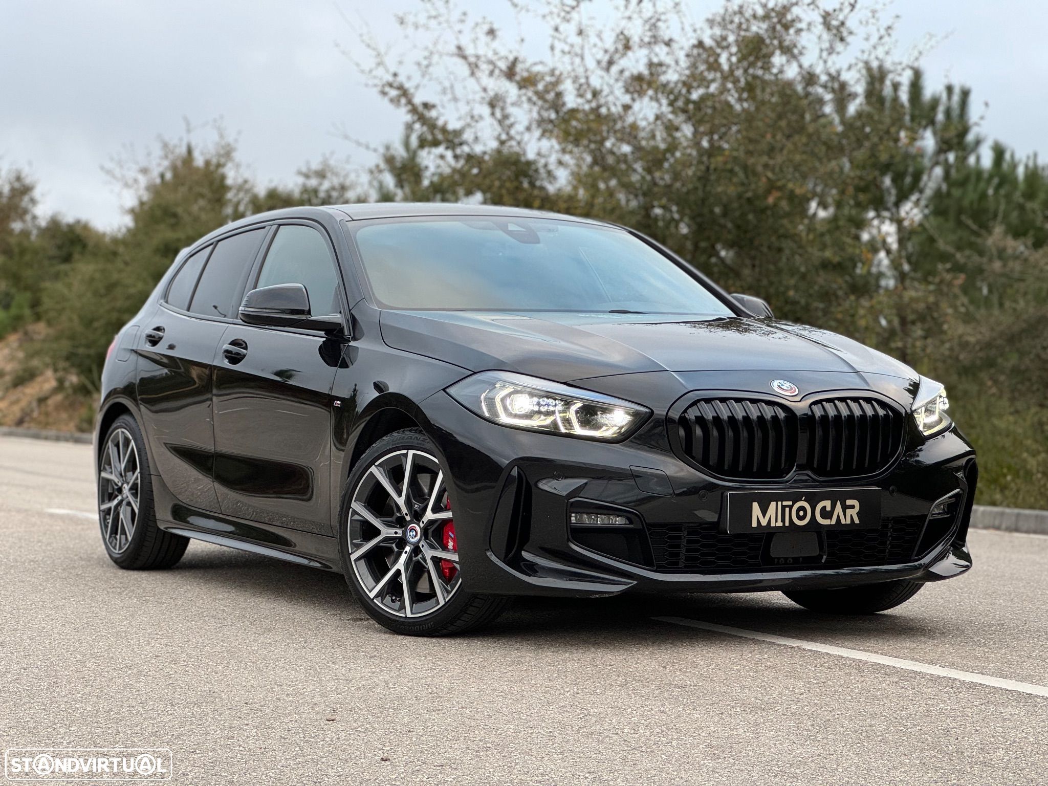 BMW 116 d Pack 50 anos M Auto - 1
