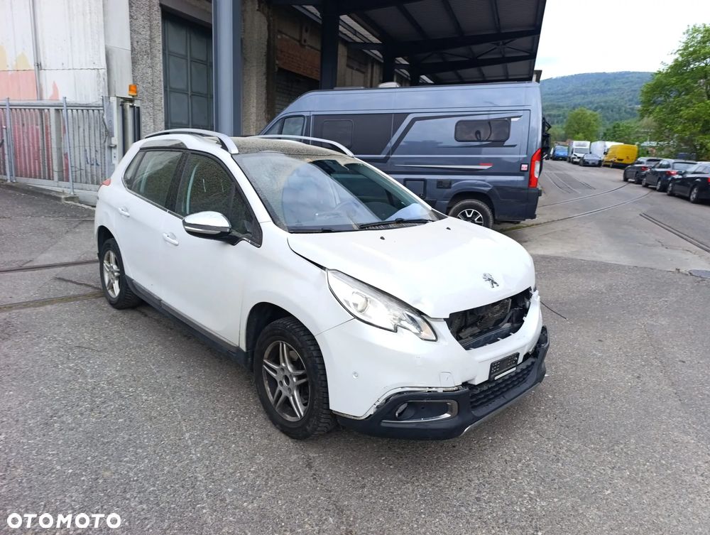 Peugeot 2008 120 VTI Automatik Active - 4