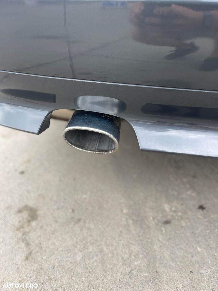 BMW Seria 5 520d Aut. - 14