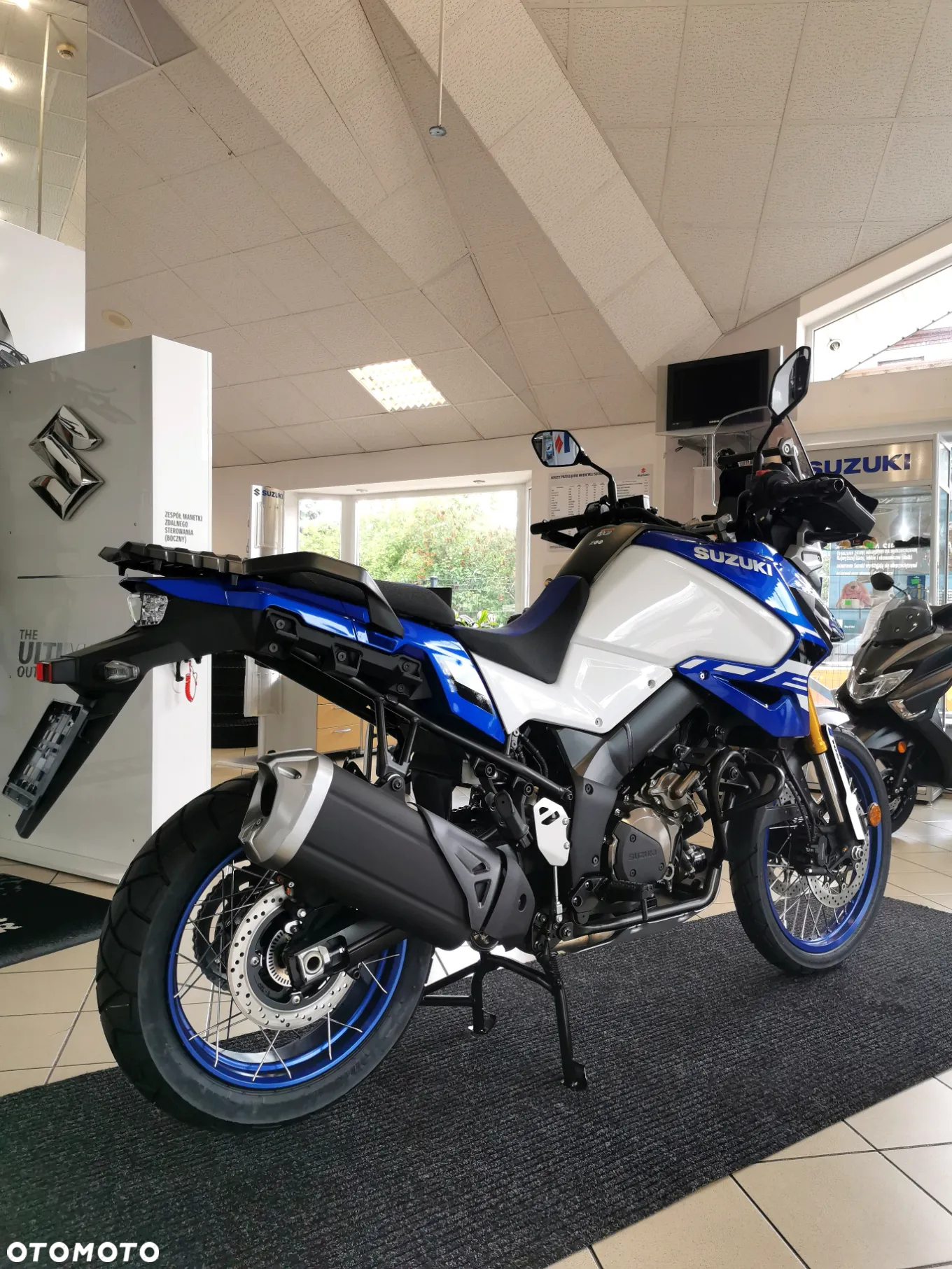 Suzuki V-STROM - 8