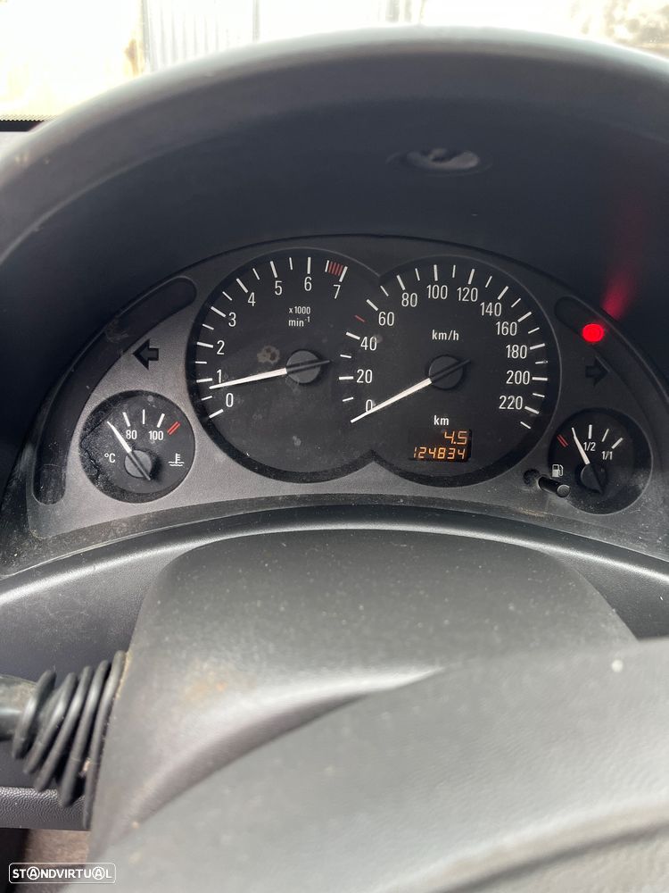 Opel Corsa - 12