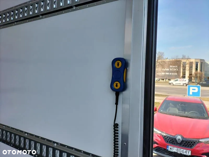 Renault Master Kontener 8 EP + Winda 750 KG - 5