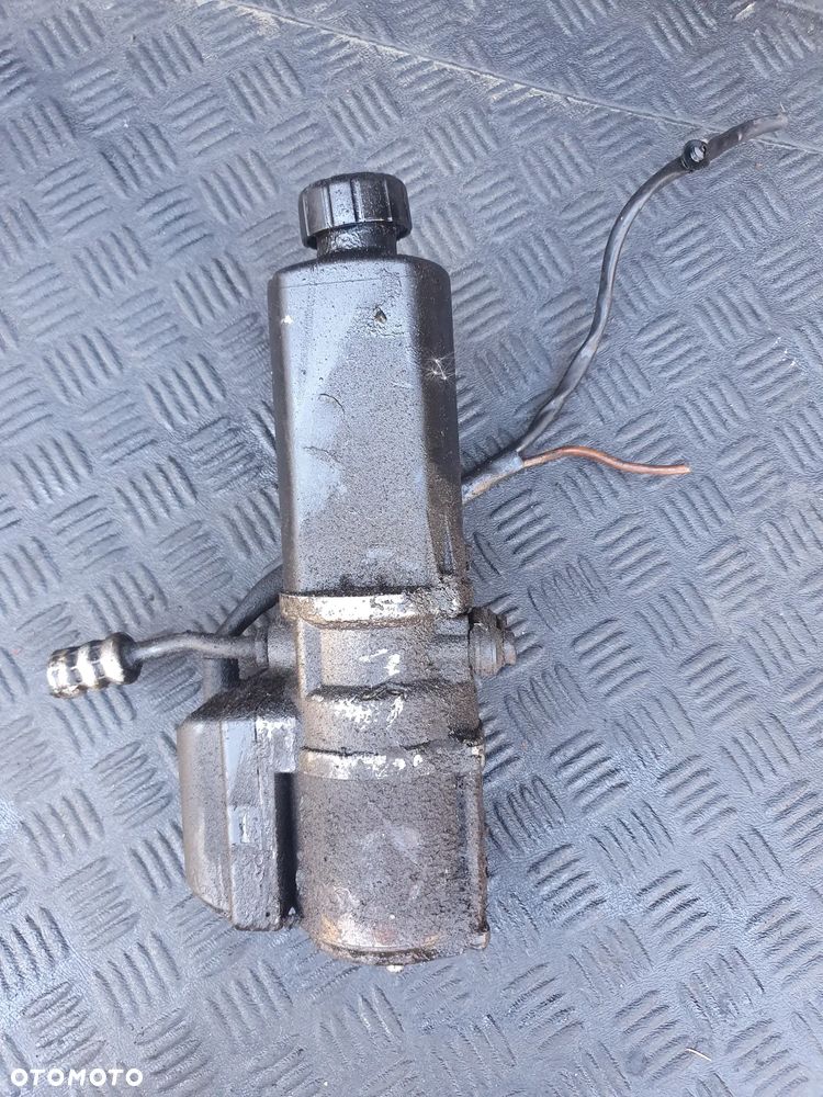 POMPA WSPOMAGANIA MERCEDES A KLASA W168 A1684660101 - 1