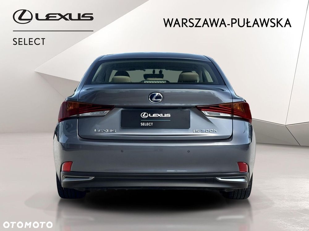 Lexus IS - 6