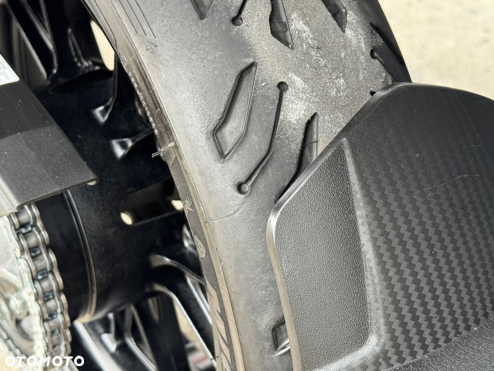 Suzuki V-STROM - 39