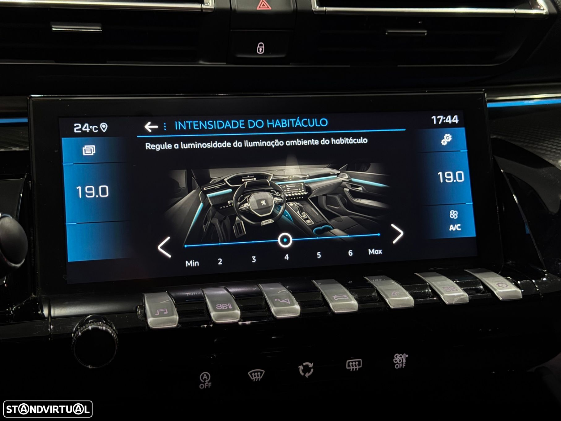 Peugeot 508 1.5 BlueHDi Allure Pack EAT8 - 27