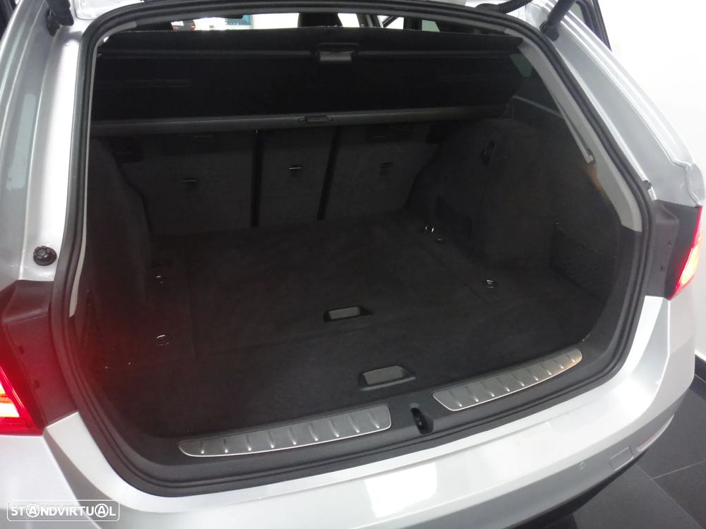 BMW 318 d Auto Exclusive - 15