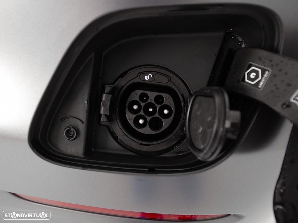 Mercedes-Benz GLC 300 de Coupe 4Matic 9G-TRONIC AMG Line - 14