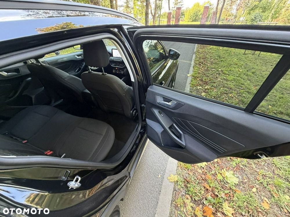 Ford Focus - 31