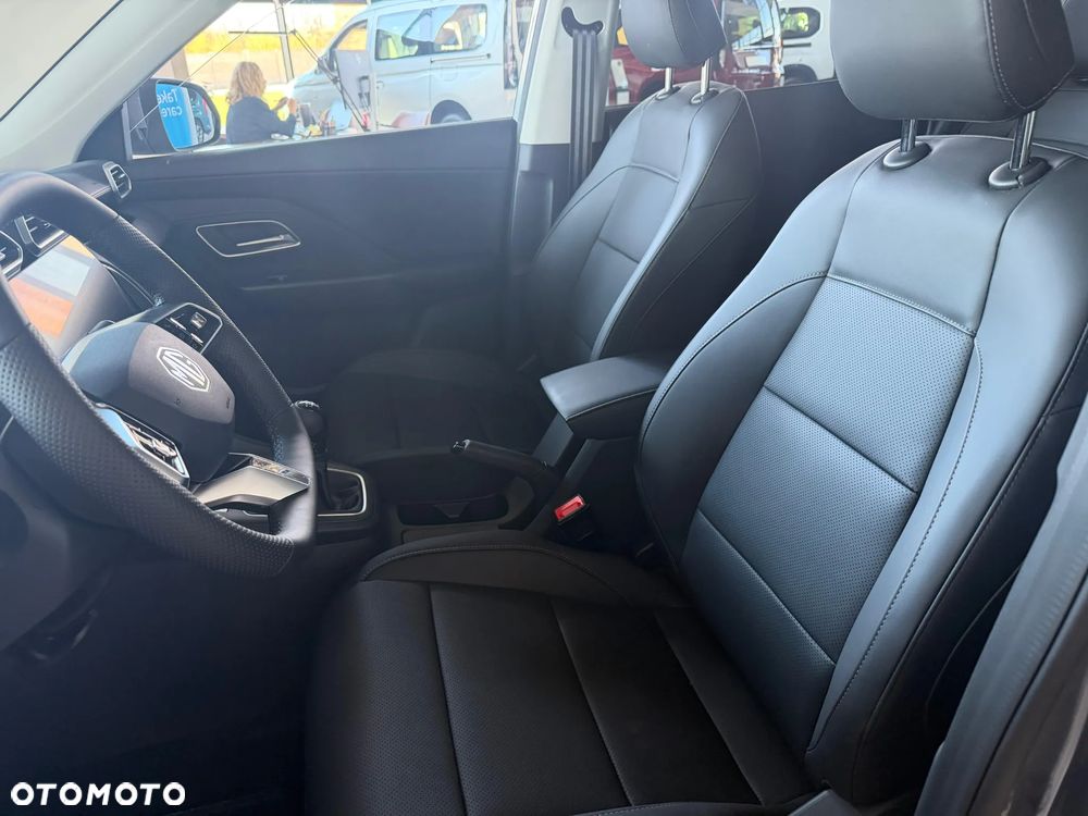 MG ZS 1.5 Excite - 11