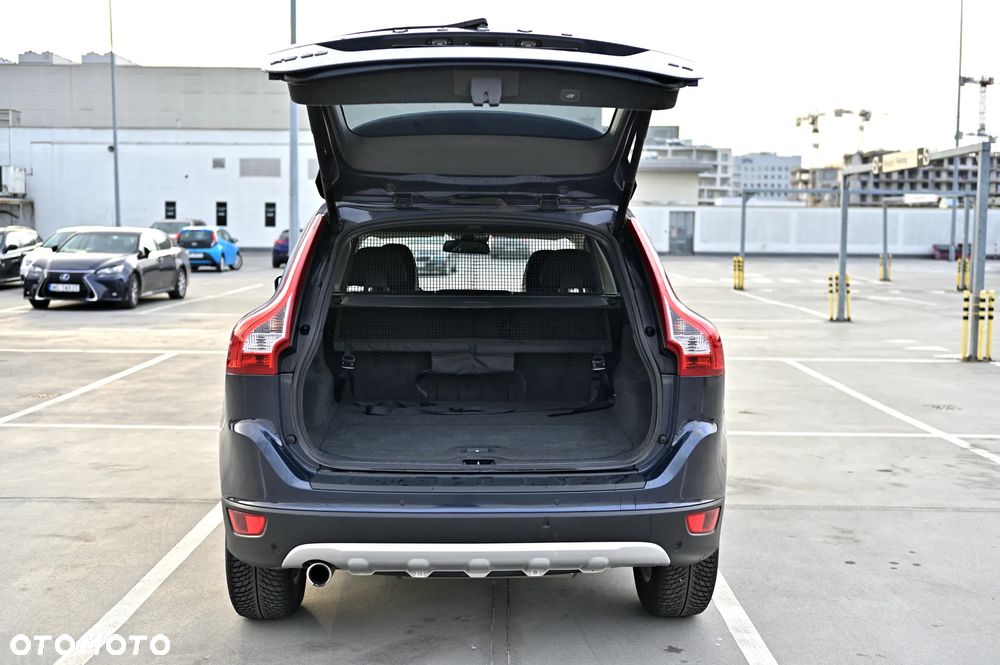 Volvo XC 60 D4 Momentum - 10