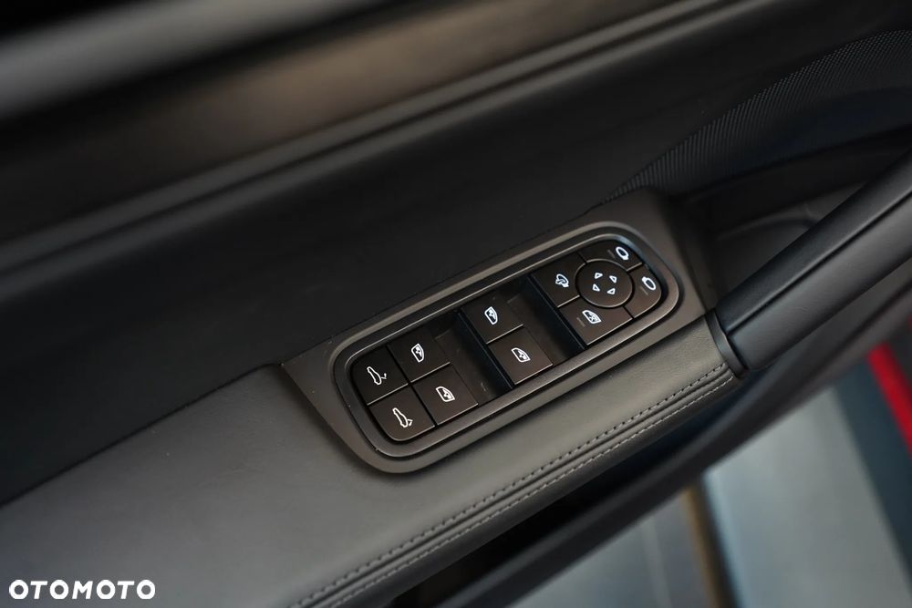 Porsche Cayenne GTS - 20