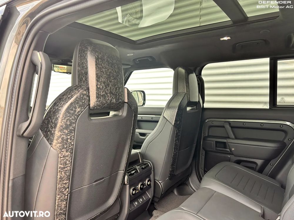 Land Rover Defender - 10