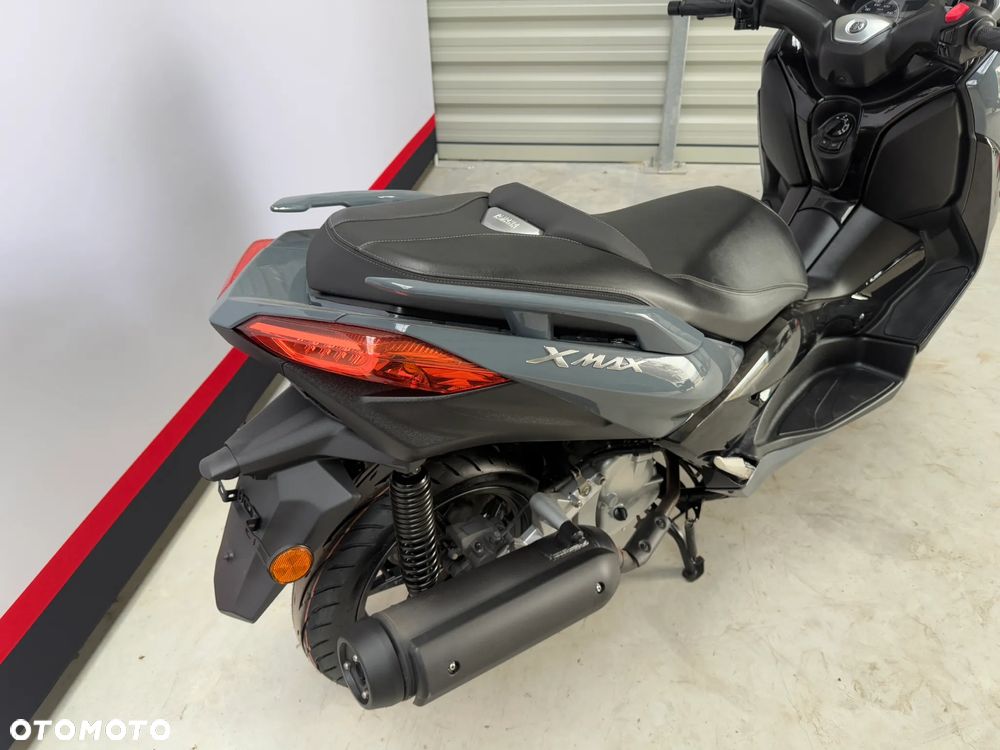 Yamaha X-max - 14