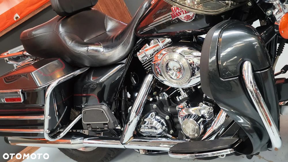 Harley-Davidson Touring Ultra Limited - 18